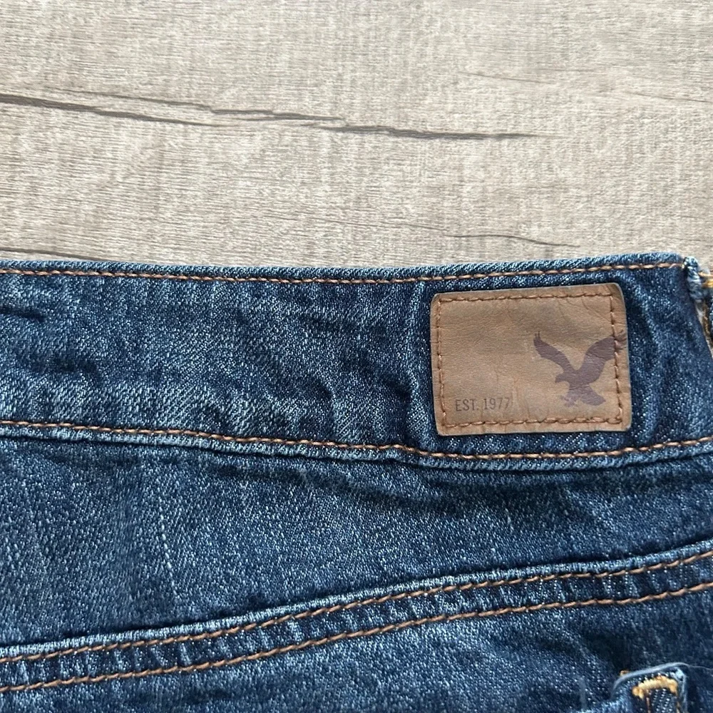 American Eagle Outfitters Low Rise Floral Embroidered Festival Denim Shorts 2 - Picture 11 of 11